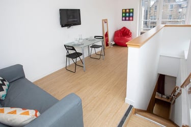 1 bed studio, Cowgate, Old Town, Edinburgh, EH11NQ - Image 13